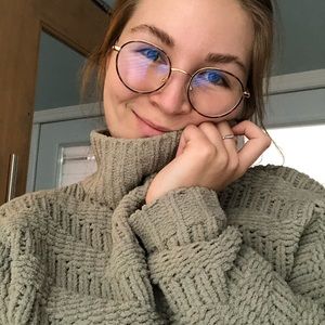 Meet your Posher, Alexane